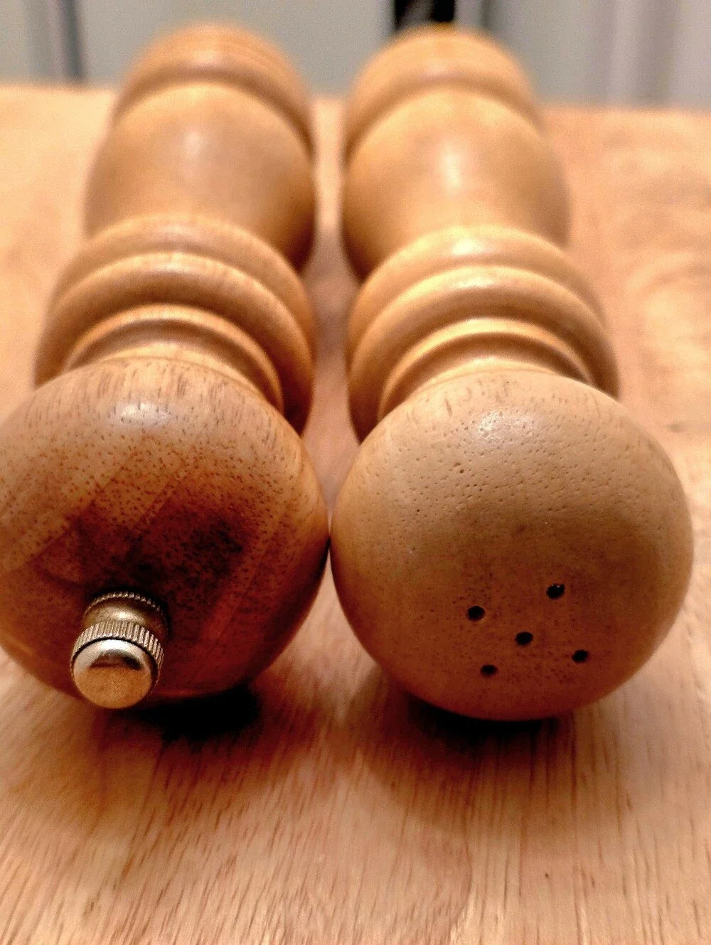 Vintage Wooden Salt And Pepper Mills Light Wood